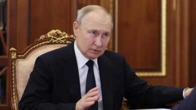 Photo of Putin poprel tvrdenia USA, že Rusi vyvíjajú kozmickú jadrovú zbraň